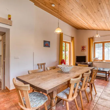 Maison Orange *