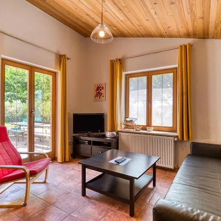 Maison Orange Ferienhaus *
